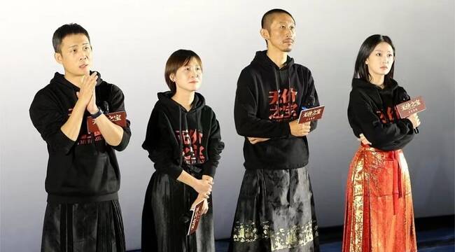 韩庚夫妻晋升为人父母,孕妈妈手脚修长。为什么明星怀孕的时候只有肚子?